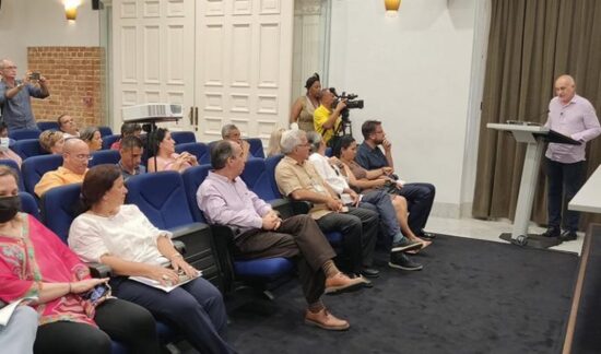 Se exhortó a los afiliados a desarrollar el proceso asambleario previo, con energía, y la luz inapagable de José Martí, el cronista mayor. Foto: ACN.