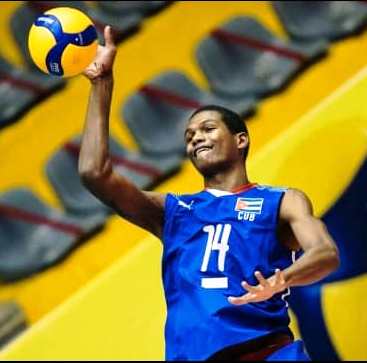 Brayan Valle también al equipo Cuba de Voleibol, categoría sub 21. Foto: archivo.