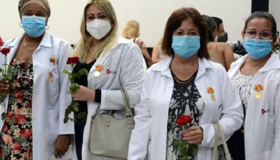Las celebraciones están marcadas por los resultados científicos expuestos en la IV Convención Internacional Cuba Salud 2022 y la XV Feria Comercial Salud para Todos. Foto: ACN.
