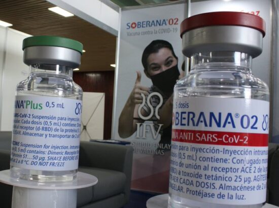 Vacunas cubanas antiCVOVID-19 reciben autorizo de emergencia en México. Foto: Twitter @DiazCanelB.