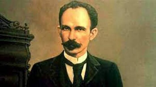 En toda Cuba, el eterno homenaje a nuestro Héroe Nacional José Martí, en el aniversario 170 de su natalicio. Foto: archivo.