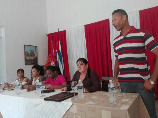 Interviene José Valmaceda, integrante del Consejo Nacional de la Central de Trabajadores de Cuba (CTC).