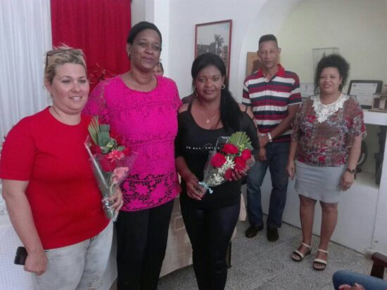 Madelaine Najarro Miranda, a la derecha, nueva Secretaria General de la CTC en Trinidad. Fotos: Alipio Martínez Romero/Radio Trinidad Digital.