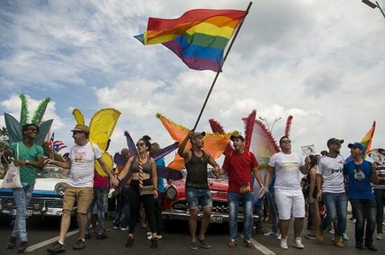 Conga cubana contra la homofobia y la transfobia, 13 de mayo de 2017 en La Habana. Foto: Irene Pérez/ Cubadebate.