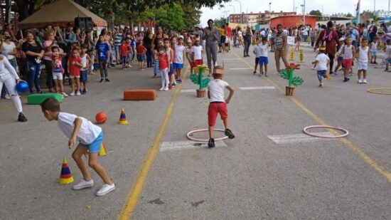 En Sancti Spíritus se celebra las actividades nacionales por el Día de los Niños. Fotos: Yoan Pérez/Escambray.