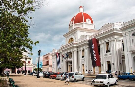 Cienfuegos, sede del acto por el Día de la Rebeldía Nacional. Foto: Abel Padrón Padilla/ Cubadebate.