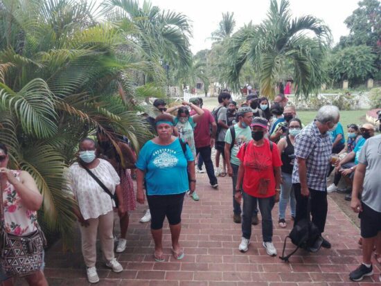 Recibimiento en la zona de Manaca-Iznaga.