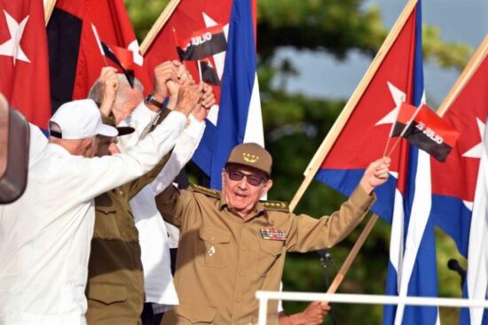 Raúl acompañó a los cienfuegueros este 26 de Julio. Foto: ACN.