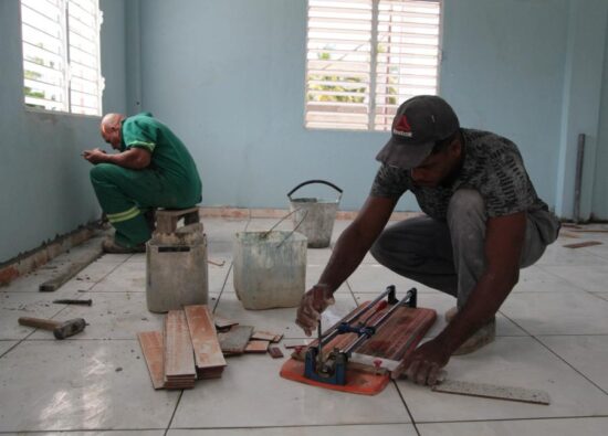 La obra civil de la planta procesadora de moringa supera el 90 por ciento de ejecución. Foto: Oscar Alfonso/ACN.