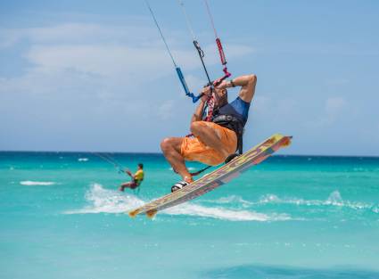 Modalidades como el turismo de naturaleza, rural y de aventuras; el de salud; los deportes náuticos, así como el dedicado al segmento MICE se incluyen entre las proyecciones de desarrollo de la industria del ocio en el país. Fotos: CubaTravel/Facebook.