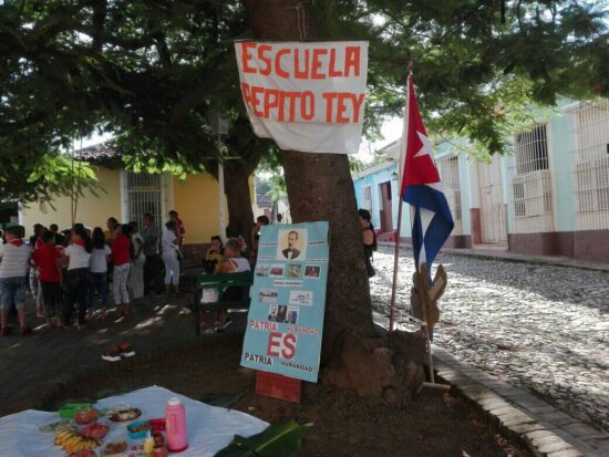 Movimiento de Pioneros Exploradores de la escuela primaria Pepito Tey.