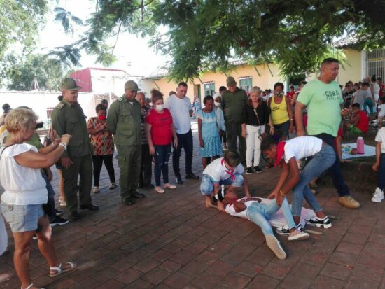 El Movimiento de Pioneros Exploradores se alista para enfrentar las más diversas contingencias de la vida en campaña. Fotos: Alipio Martínez Romero/Radio Trinidad Digital.