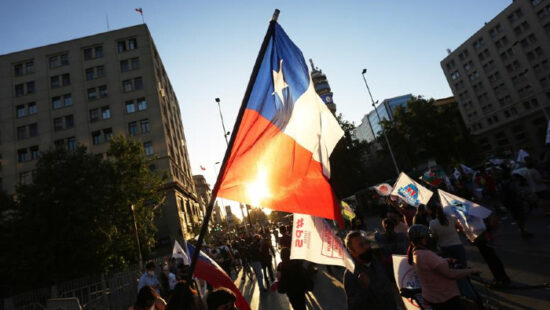 Los chilenos han sido convocados a las urnas para, en referendo, votar por un nuevo texto constitucional. Foto: Prensa Latina.