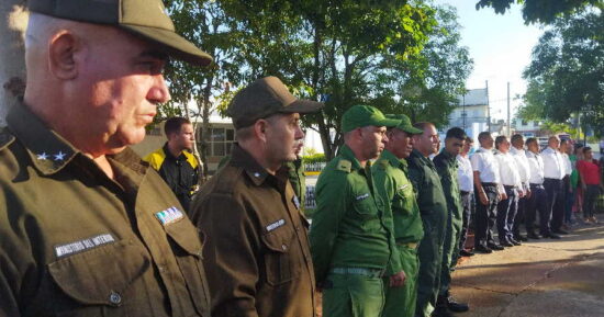 En el acto también se rindió tributo al sacrifico, al trabajo en equipo y a las actitudes heroicas que engrandecen la epopeya de la Revolución. Foto: Yosdany Morejón/Escambray.