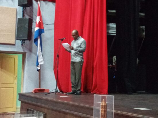 Interviene el Primer Secretario del PCC en Trinidad, Denis Díaz Peláez.