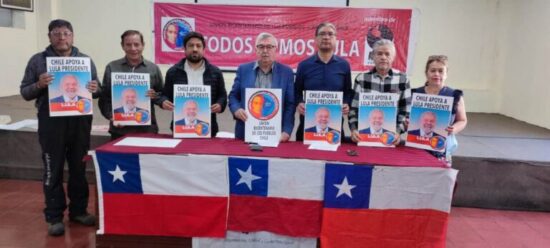 Unión Bicentenaria de los Pueblos-Capítulo Chile expresó su apoyo al candidato del Partido de los Trabajadores (PT), Luis Inácio Lula Da Silva. Foto: PL.