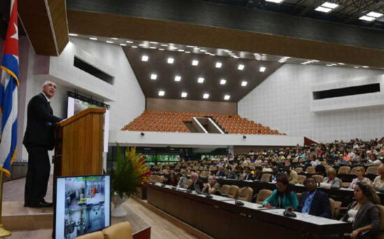 Eduardo Martínez Díaz, presidente del Grupo de las Industrias Biotecnológica y Farmacéutica de Cuba (BioCubaFarma). Foto: ACN.