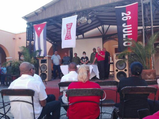 Encuentro del Consejo de Defensa Municipal con directivos y trabajadores del turismo.