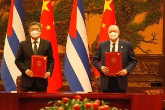 Cuba y China firmaron un total de 12 documentos. Foto: Estudios Revolución.
