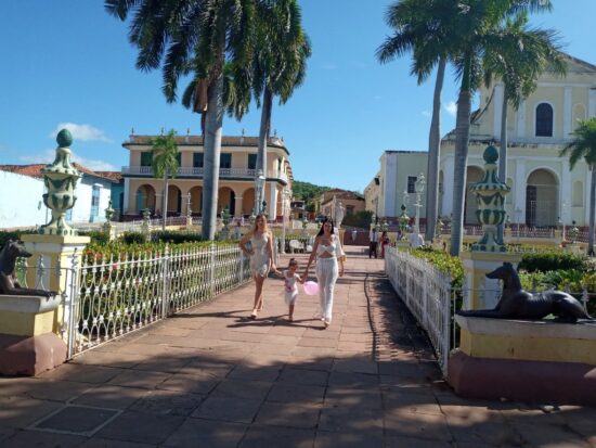 Trinidad está entre las ciudades del mundo declaradas Patrimonio Cultural de la Humanidad, por la UNESCO, quien también otorgó a la Tercera Villa de Cuba, el título de Ciudad Creativa en Artesanías y Artes Populares. Foto: Ana Martha Panadés Rodríguez/Radio Trinidad Digital.