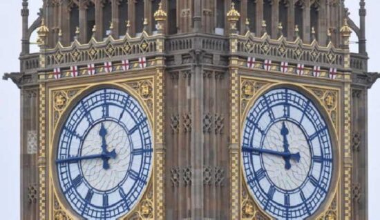 En agosto de 2017, una multitud se congregó en Westminster para escuchar los últimos tañidos de sus cinco campanas de hierro fundido. Foto: Cubasí.