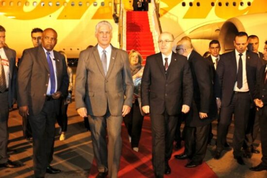 Presidente de Cuba arriba a Argelia en visita oficial. Foto: Twitter/ @PresidenciaCuba.