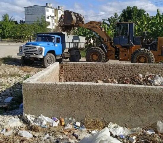 Trinidad genera diariamente una alta cantidad de desechos sólidos, no siempre depositados en las zonas establecidas para ello. Tampoco se cumple con los horarios para sacar esa basura de los hogares, que debe ser después de la una de la tarde.