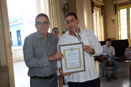 Dr. C.. Enrique Rosendo Pérez Cruz, miembro de honor de la Academia de Ciencias de Cuba.