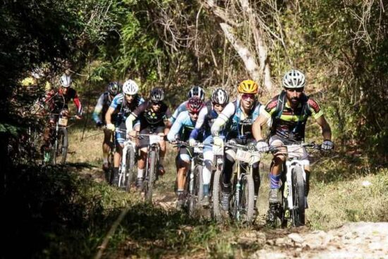 Montañas, en la escalada y descenso de Topes de Collantes serán retos a enfrentar por los ciclistas.