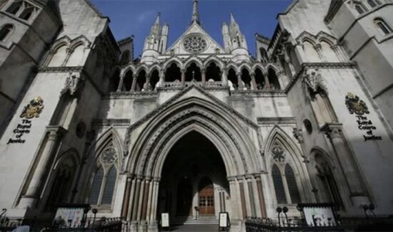 Fachada de las Reales Cortes de Justicia en Londres, donde se encuentra la Alta Corte de Inglaterra y Gales. Foto: Internet.