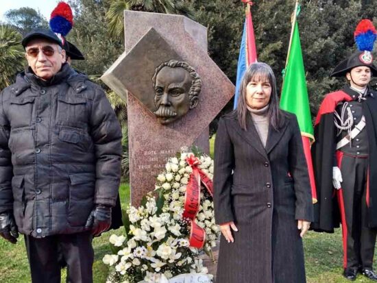 Hermoso homenaje al Héroe Nacional de Cuba, en Italia. Fotos: Prensa Latina.