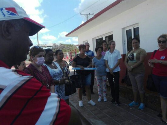 Intercambio con quienes laboran en el Complejo Servisa Trinidad, afiliados al Sindicato Nacional de Hotelería y Turismo.