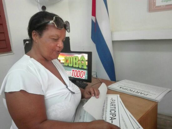 Junto a la preparación de las autoridades electorales, está toda la labor de chequeo del Registro de Electores de los 14 Consejos Populares de Trinidad.