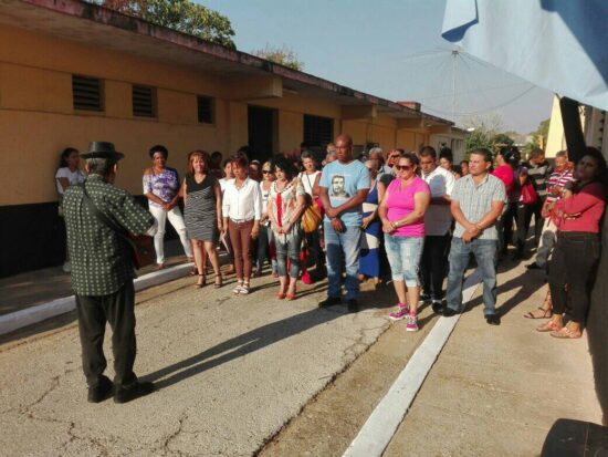 Taller 105 Yamil Duménigo, sede del acto municipal de Trinidad por el Día del Trabajador de la Industria Ligera. Fotos: Alipio Martínez Romero/Radio Trinidad Digital.