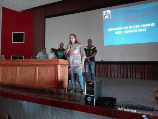 Interviene la candidata a diputada por Trinidad, Rosa Miriam Elizalde Zorrilla, vicepresidenta primera de la Unión de Periodistas de Cuba.