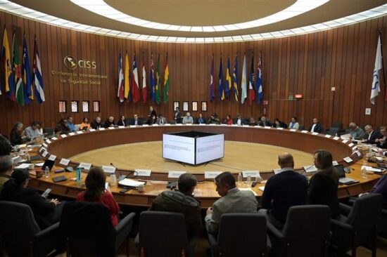El segundo ciclo de los diálogos de paz entre el Gobierno y el ELN, en esta segunda etapa, se han desarrollado en las instalaciones de la Conferencia Interamericana de Seguridad Social. Foto: Prensa Latina.