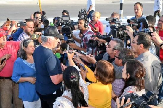 El presidente cubano ejerció su derecho al voto en elecciones generales. Foto: Presidencia Cuba/ Twitter