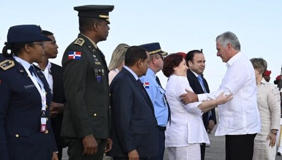 El presidente de Cuba, Miguel Díaz-Canel, arribó hoy a República Dominicana para participar en la XXVIII Cumbre Iberoamericana de Jefes y de Estado y de Gobierno. Foto: Estudios Revolución.