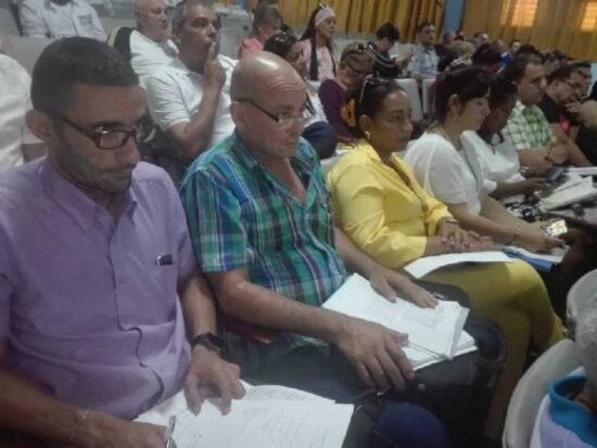 En la reunión se evaluó además la marcha del Tercer Perfeccionamiento del Sistema de Enseñanza en Cuba.