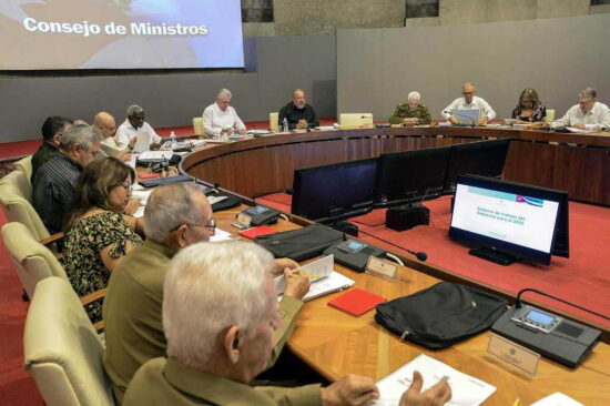 El comportamiento de la Economía al cierre del mes de enero estuvo en la agenda de la más reciente reunión del Consejo de Ministros.