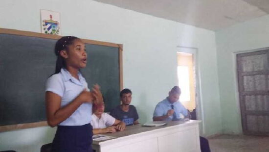 Los estudiantes de la FEEM y la FEU en la provincia de Sancti Spíritus participan ya en los diferentes concursos bajo el lema Mejor es Posible.