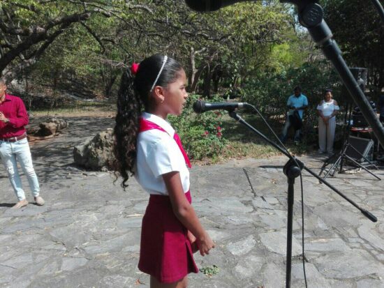 Los pioneros trinitarios también dan su aporte a esta efeméride.