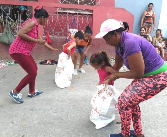 El programa Educa a tu hijo se hace realidad por parte de los profesores de Educación Física y Recreación de Trinidad.