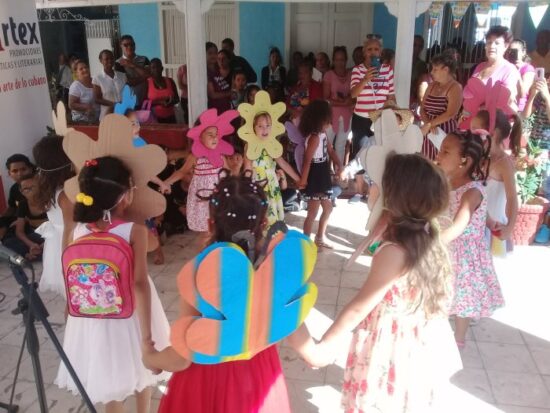 Festival de la Primera Infancia, en el Centro Cultural Casa Artex, de la Sucursal Artex Sancti Spíritus”,  dedicado al aniversario 62 de la creación de los Círculos Infantiles en Cuba. Foto: ARTEX/Facebook.
