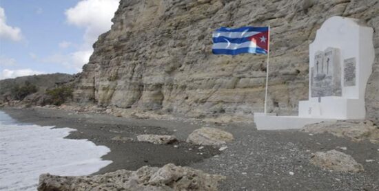 Playita de Cajobabo, en la oriental provincia cubana de Guantánamo, sitio por donde desembarcaran Martí y Gómez, el 11 de abril de 1895, para reanudar las luchas independentistas de Cuba. Foto: Prensa Latina.