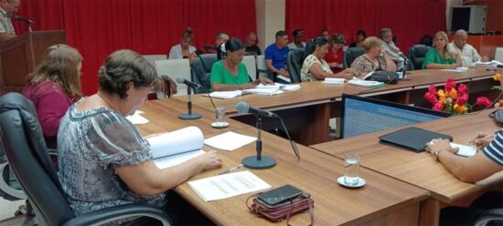 Sesión del Consejo Provincial de Gobierno de Sancti Spíritus. Foto: Radio Sancti Spíritus.