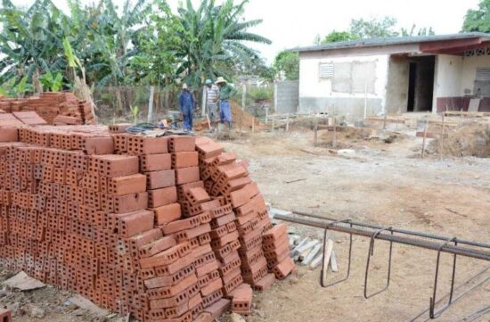La construcción de viviendas continúa siendo una prioridad en Sancti Spíritus. Foto: Vicente Brito/Escambray.