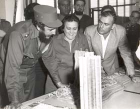 Pastorita junto al líder de la Revolución Cubana, Comandante en Jefe Fidel Castro Ruz. Foto: Archivo.