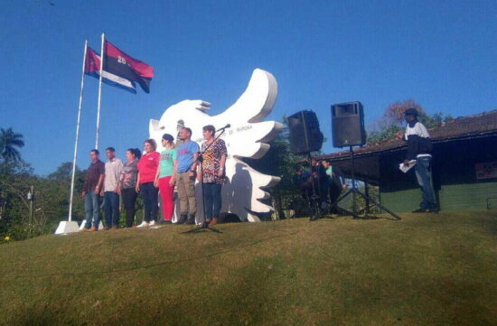 Acto político-cultural en Gavilanes.