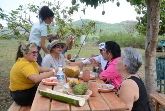 Diversas opciones para el disfrute del cliente ofrece la Casa-hacienda El Abanico.